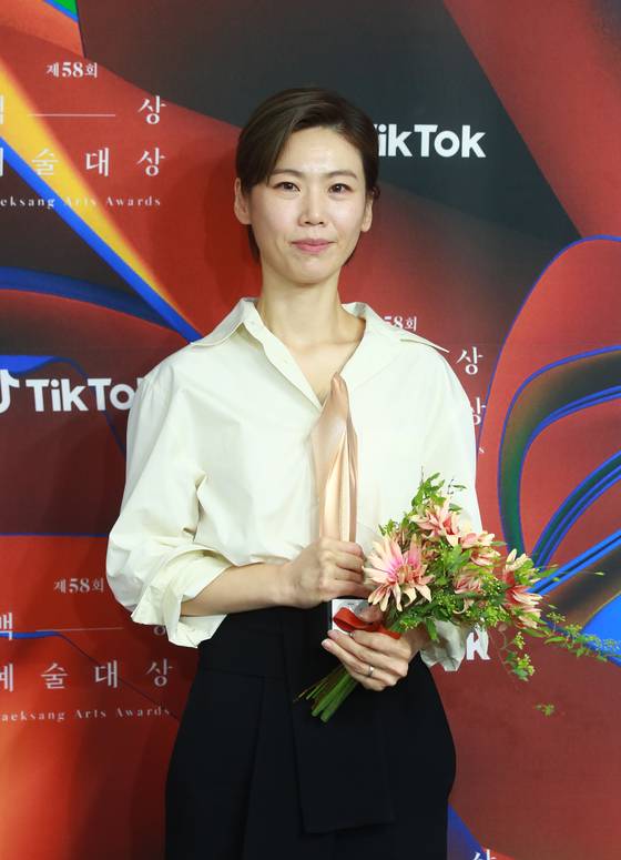 제58회 백상예술대상 연극부문 여자 연기상 수상자 '홍평국전' 황순미 〈사진=백상예술대상 특별취재단〉