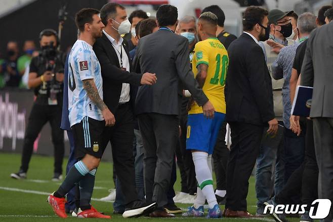 지난해 9월 취소된 아르헨티나와 브라질의 경기 © AFP=뉴스1