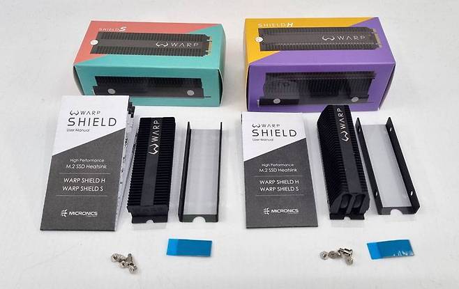 워프 실드 S(왼쪽)와 워프 실드 H(오른쪽)의 제품 구성