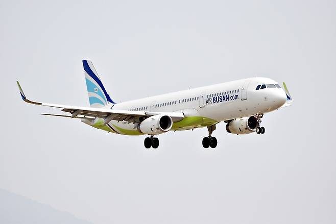 [부산=뉴시스] AIRBUS A321-200 항공기 (사진=에어부산 제공) *재판매 및 DB 금지