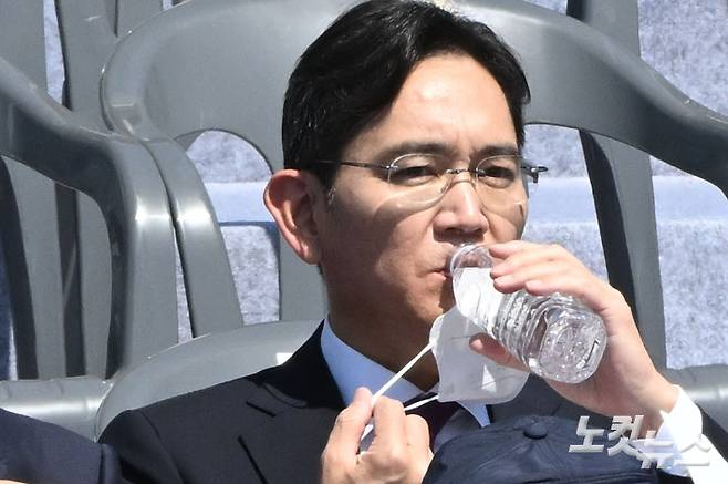 윤석열 대통령 취임식에 참석한 이재용 삼성전자 부회장. 국회사진취재단