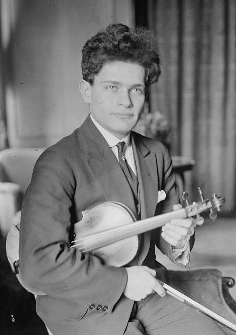 6월 9일 미국 악기 전문 경매회사 타리시오에 나오는 1714년산 스트라디바리우스 다 빈치·엑스 세이델은 제정 러시아 시절 우크라이나 출신으로 미국에 건너온 토스차 세이델이 1924~1962년 연주한 것이다.  사진은 세이델의 생전 모습.    타리시오 홈페이지