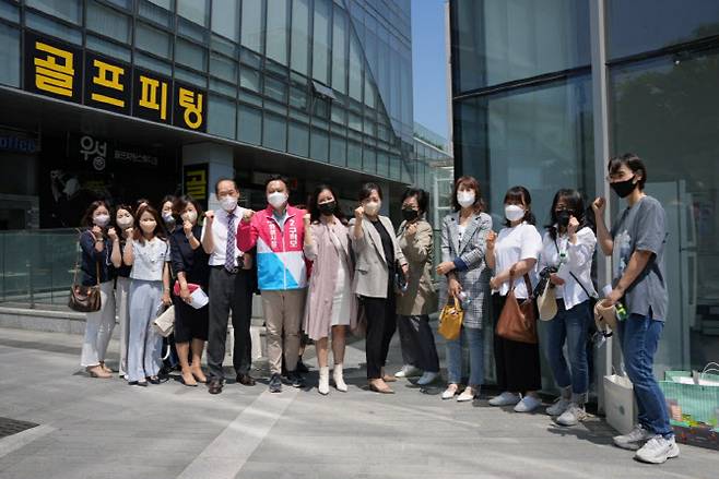 구혁모 국민의힘 화성시장 후보는 16일 동탄 금강펜테리움it 타워 1층에서 화성시 학부모 간담회를 가졌다.(사진=구혁모 후보 캠프)