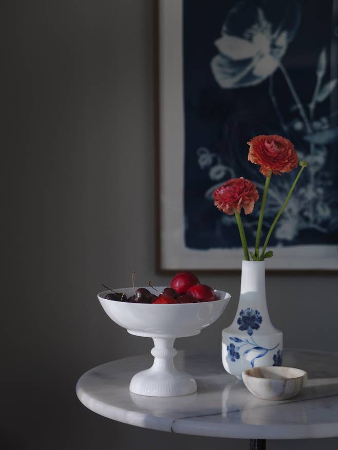 블롬스트 다이안투스 화병. 로얄코펜하겐 제공