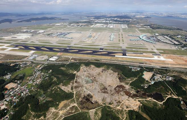 인천공항 서측에 위치한 오성산 전경.|인천국제공항공사 제공