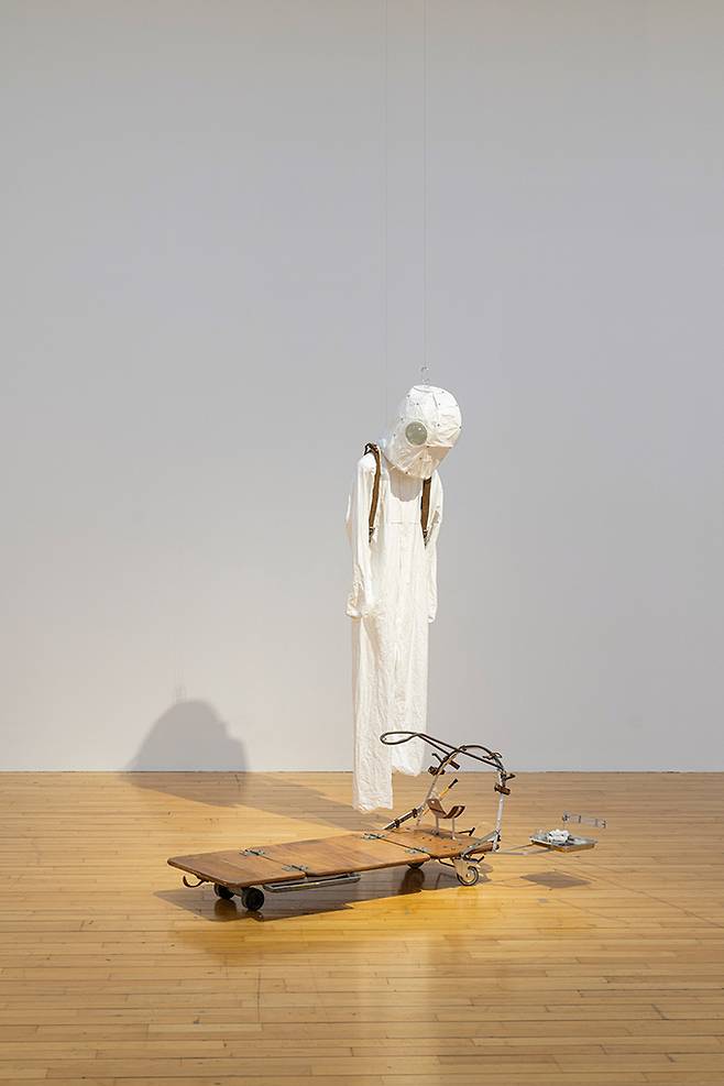 ‘Fish Eye Gear’와 ‘Creeper’ 부산시립미술관 제공