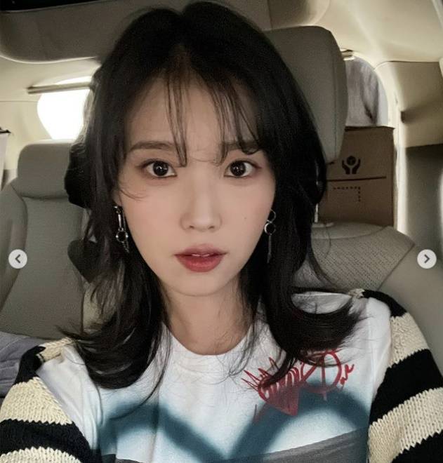 아이유 인스타그램 캡처