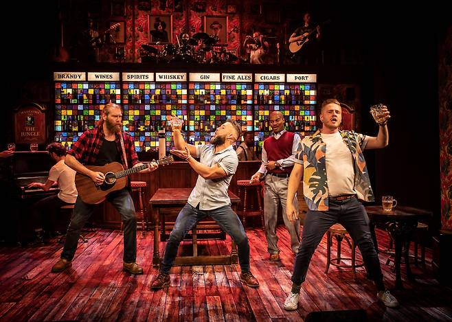 폐막작 'The Choir of Man'의 한 장면. /사단법인 DIMF