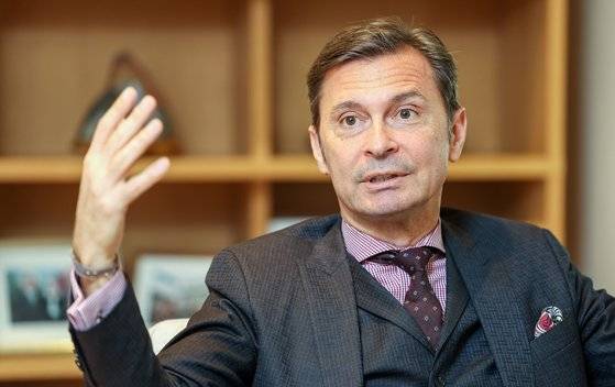 Achilles Tsaltas, president of the Democracy and Culture Foundation, sits for an interview with the JoongAng Ilbo Monday. [WOO SANG-JO]