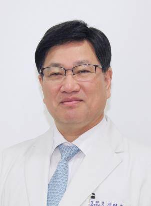 (서울=연합뉴스) 한미약품은 제16회 한미중소병원상 봉사상에 한림병원 정영호 병원장(사진)을 선정했다고 17일 밝혔다. 2022.05.17. [한미약품 제공. 재판매 및 DB 금지]