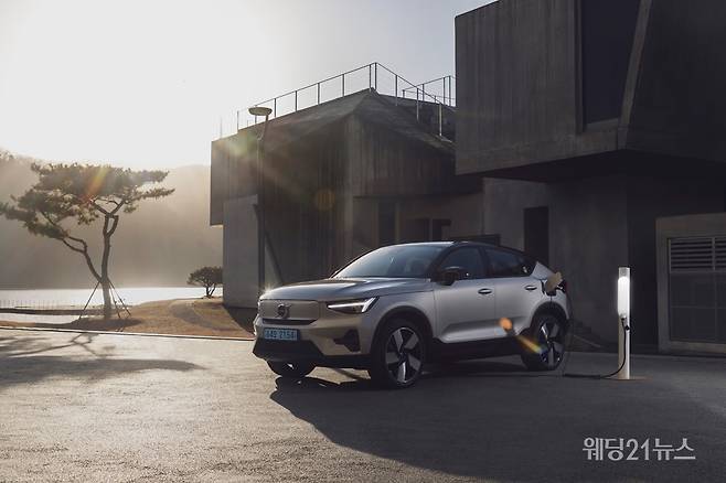 볼보자동차 순수 전기차 C40 리차지 (사진제공 :&nbsp;볼보자동차)