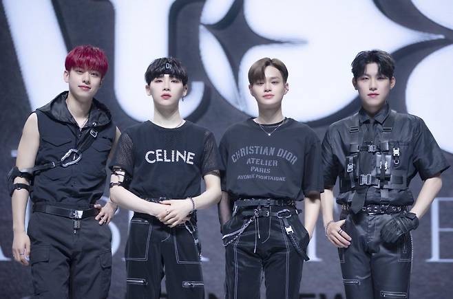 그룹 AB6IX [브랜뉴뮤직 제공. 재판매 및 DB 금지]