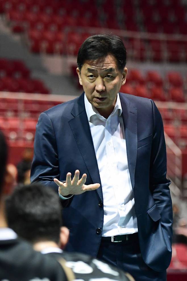 이훈재 남자농구 대표팀 코치. 사진=KBL