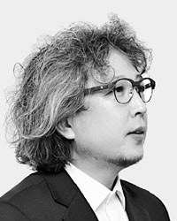 홍경한 미술평론가·전시기획자