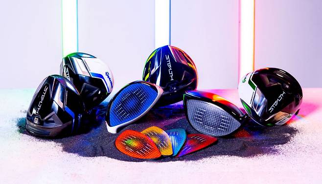 스텔스 플러스 드라이브는 유일하게 전방 트랙 시스템이 적용돼 골퍼의 스윙에 맞춰 구질을 최적화할 수 있다.