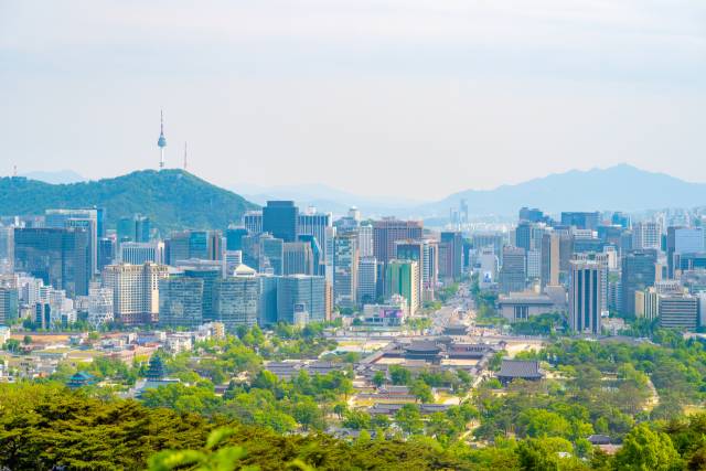 북악산 청와대전망대에서 바라본 광화문과 경복궁의 풍경/사진=서울관광재단