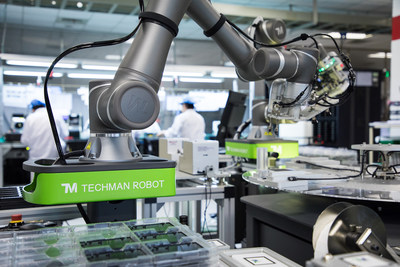 SIMTOS에서 첫선을 보인 새롭게 업그레이드된 TM Robot S (PRNewsfoto/Techman Robot Inc.)