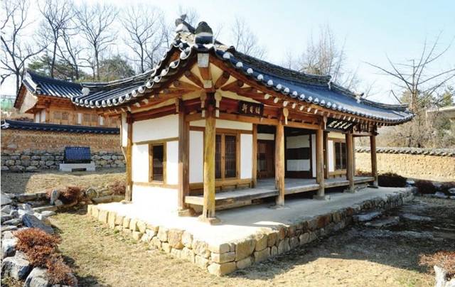 ▲도동서원은 이두문자의 창시자 혹은 집대성자로 알려진 설총을 제향하는 사당이다.Ⓒ경산시