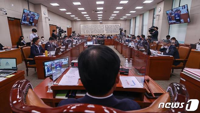 26일 서울 여의도 국회에서 법제사법위원회 전체회의가 열리고 있다. (공동취재) 2022.5.26/뉴스1 © News1 허경 기자