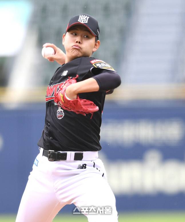 KT 선발투수 소형준. &nbsp;잠실 | 최승섭기자 thunder@sportsseoul.com