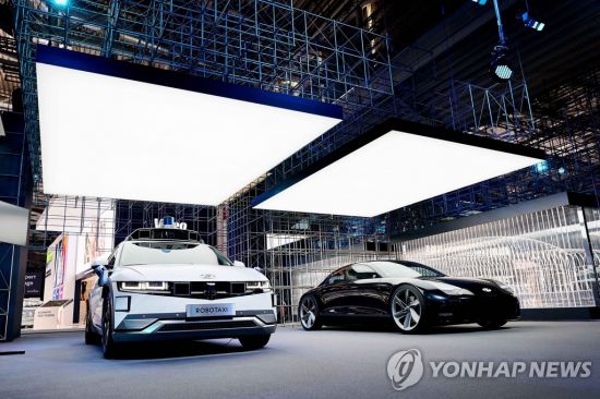 (사진=연합뉴스) 현대차그룹이 2026년까지 전기차 글로벌 연간 판매 목표량 170만대를 달성하겠다고 밝혔다.