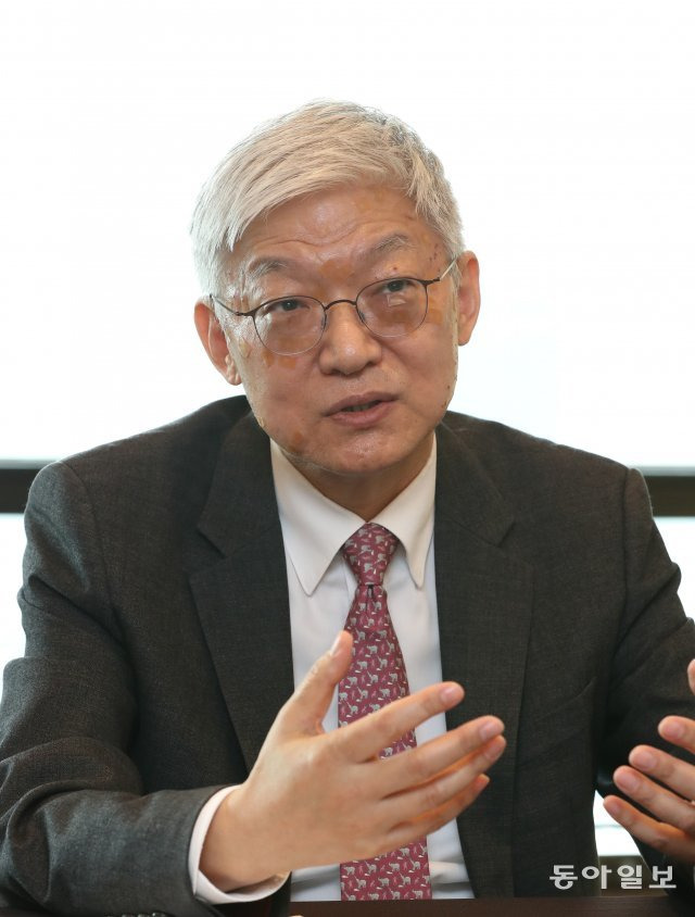윤덕민 전 국립외교원장. 동아DB