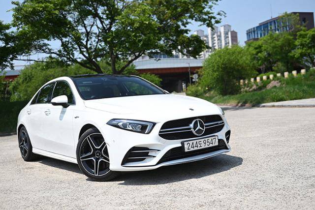 메르세데스-AMG A 35 4MATIC 세단 시승기