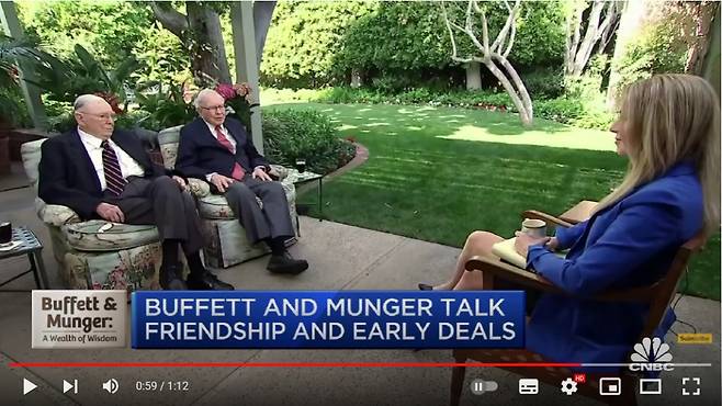2021년 6월 멍거와 버핏의 CNBC 인터뷰 장면/사진=CNBC 유튜브 영상 캡처