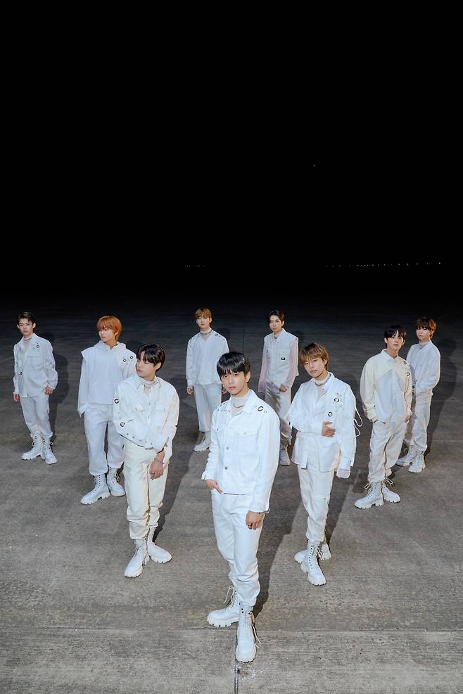 T1419, 남미에서 날아온 또 한 번의 찬사···대디양키 "그들이 왔다"