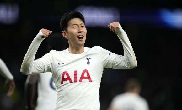 EPL 토트넘에서 뛰고 있는 손흥민이 EPL 사무국 선정 2021-2022시즌 '올해의 팀'에서 4-3-3 포메이션 기준 공격수 3명 중 한 명으로 이름을 올렸다. [사진=뉴시스]