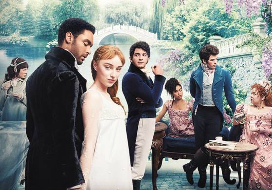 넷플릭스 드라마 ‘브리저튼’은 19세기 영국 상류사회에 흑인 귀족이 있는 설정으로 화제를 모았다. [사진 각 사]