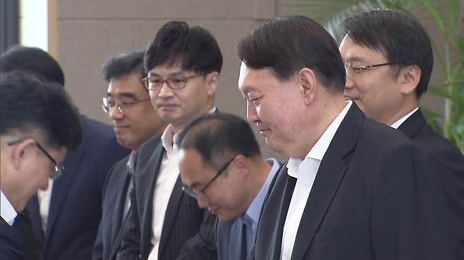 윤석열 대통령과 한동훈 법무부 장관, 그들은 ‘특수통’이라고 불리며 대형 부패범죄 수사를 이끌어왔다.