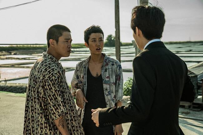 `몸 값`(2018)의 주인공 이주영은 영화 `독전`에서 마약 제조 전문가 농아 남매 중 동생(가운데)으로 출연해 인상 깊은 연기를 펼쳤다.<사진 제공=NEW>