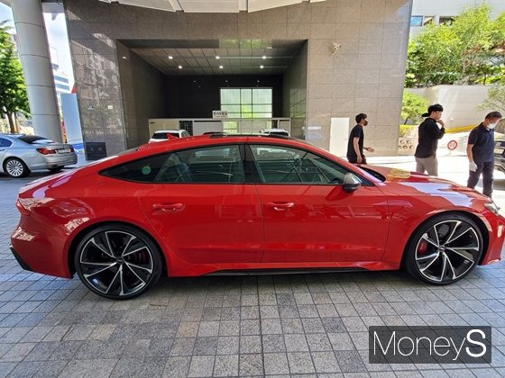 RS7 측면. /사진=권가림 기자