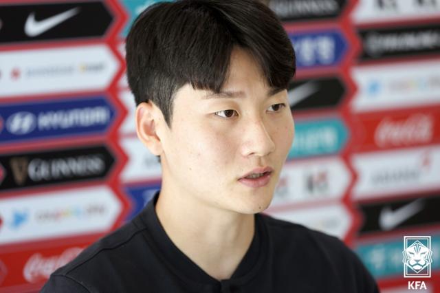 남자 축구대표팀의 김동현이 31일 경기 파주 국가대표 트레이닝센터(NFC)에서 인터뷰를 하고 있다. 대한축구협회 제공
