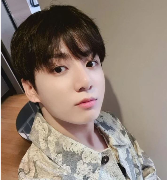 Selfie of Jungkook that was on his Instagram account before he deleted it on Monday [ILGAN SPORTS]