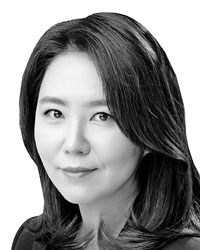강유정 강남대 교수·영화평론가
