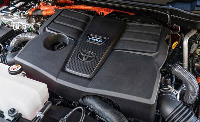 토요타 세콰이어 리뷰