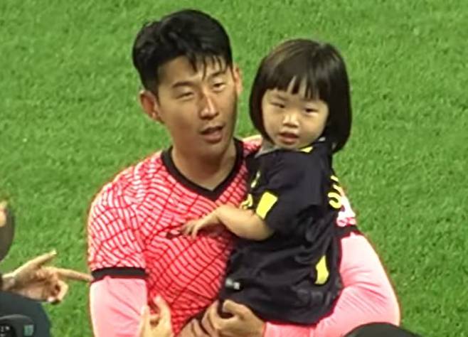 손흥민과 조카 손시아양/유튜브 '파다튜브'