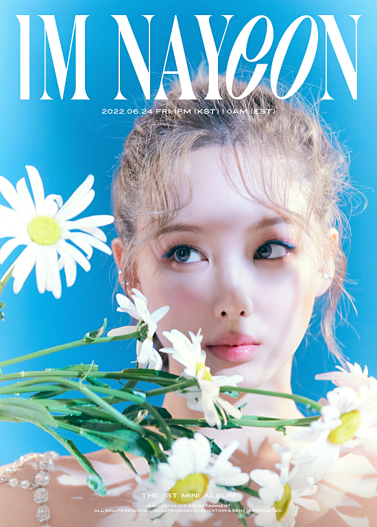 TWICE Nayeon is ready to launch SoloJYP Entertainment released four types of Nayeons first mini-album IM Nayeon (IM NAYEON) concept photo on its official website on the 10th.Nayeon showed off her refreshing charm: she had a fresh styling of yellow mini dresses and ribbons, complete with Summer vibes with props and blue backgrounds including balloon gum and skateboards.The album name IM Nayeon used Nayeons real name (Im Nayeon) with a proud confidence: I am Nayeon (IM NAYEON).I foreshadowed a popping message.The title song is Pop! (POP!), a song with a strong addictive melody and sparkling energy. Kenzi, London Noise, Isran and other famous writers from home and abroad have joined forces.An official said, Nayeon has written a solo song, he said. I will add my presence as a solo artist through various efforts and attempts.Meanwhile, Nayeon will announce the new news on the coming 24 Days at 1 p.m. and meet fans with their comeback Love Live! on the day of release.He also appears on the popular American music program MTV Fresh Out Love Live!