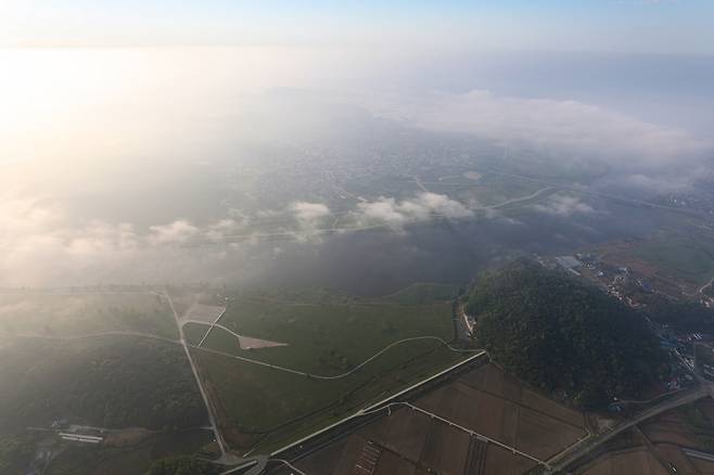 열기구에서 바라본 백마강과 부여 풍경 [사진/진성철 기자]