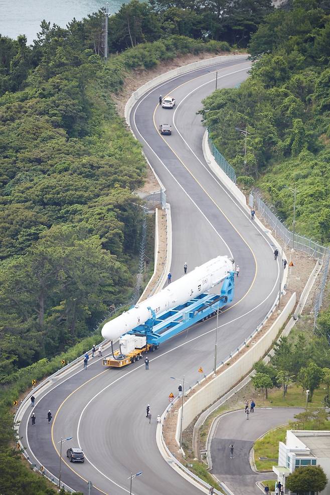 The Korea Space Launch Vehicle-II, also called Nuri, is being rolled out to the launch pad at the Naro Space Center in Goheung, South Jeolla Province, Wednesday. (Korea Aerospace Research Institute)