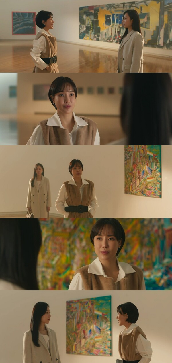 Kim Yoon-seo disclosures the shocking secret in the first appearance of Why Her and puts the drama in confusion.In the SBS gilt drama Why Her (playplayed by Kim Ji-eun, director Park Soo-jin and Kim Ji-yeon) broadcast on the 18th, Kim Yoon-seo, wife of Choi Joo-wan (Ji Seung-hyun), who has been mentioned only among major characters such as Oh Soo-jae (Seo Hyun-jin) and Choi Tae-guk (Heo Joon-ho), appeared for the first time.Lim Seung-yeon revealed a shocking secret at the meeting with Choi Joo-wan and Oh Soo-jae, who was in charge of divorce.When asked what one is, Oh Soo-jae asked, As many alimony as possible and Choi Joo-wans official apology, and said, It is not my child.As Choi Tae-guk predicted, parental rights and custody were not what Lim Seung-yeon had to do.Lim Seung-yeon revealed the fact that Choi Tae-guk forced her to disclose her child, which she did not have, to the world as her own daughter after losing her pregnant child, and revealed her anger about Choi Tae-guk and Choi Joo-wan.In the meantime, Lim Seung-yeon has raised his daughter, who he did not have, like his own daughter, and he has come to a point where he can not bear it anymore.After the face-to-face encounter between Oh Soo-jae and Lim Seung-yeon, who have the sick secret of the past, Oh Soo-jae could not hide his complex mind.Especially, because Oh Soo-jae was pregnant with Choi Joo-wans child in the past, the audiences curiosity about Choi Joo-wans daughters youth parents has been added.Kim Yoon-seo plays Lim Seung-yeon, who has a sick past and motherhood brought as a mother of a child, although not your parents, and expresses the complicated inner side of the character with an understated acting.In particular, he has emerged as another key to Why Her as a person who holds the key to revealing to viewers who his childs young parents are.With the advent of Lim Seung-yeon, it is expected that Oh Soo-jaes emotional line and character relationship will be more complicated and the density of the whole story of Why Her will be added.Meanwhile, in Why Her, the process of acquiring important decisions related to the sale of Hansu Vaio was drawn while Oh Soo-jae continued to track Park So Youngs suicide.In this process, the characters who hold the decisive clues are getting into an accident one by one and heightening the tension of the drama.