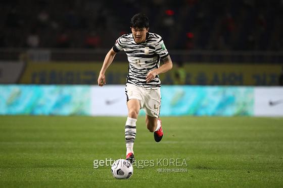 GOYANG, SOUTH KOREA - JUNE 09: Kim Min-Jae of South Korea controls the ball during the FIFA World Cup Asian Qualifier 2nd round Group H match between Sri Lanka and South Korea at Goyang Stadium on June 09, 2021 in Goyang, South Korea. (Photo by Chung Sung-Jun/Getty Images)
