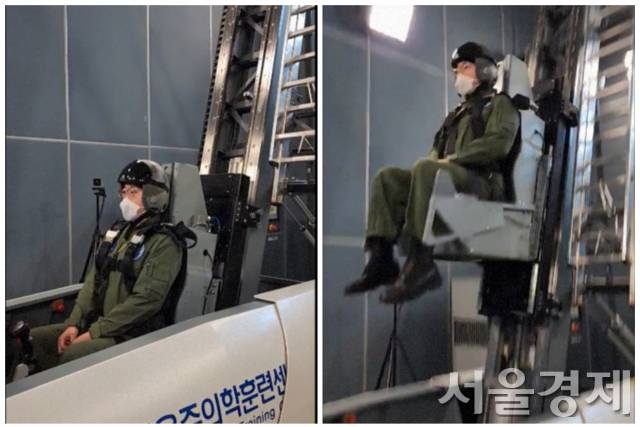 지난 16일 항공우주의학훈련센터내에 설치된 비상탈출훈련 장비에 탑승한 서울경제신문 민병권 차장이 비행기 조종석처럼 생긴 장치에 탑승(사진 왼쪽)한 후 사출 레버를 당기자 해당 장비 후면에 비스듬하게 윗쪽을 향해 있는 레일을 타고 조종석이 급격한 중력가속도를 받으며 공중으로 치솟고 있다(사진 오른쪽). /사진제공=공군
