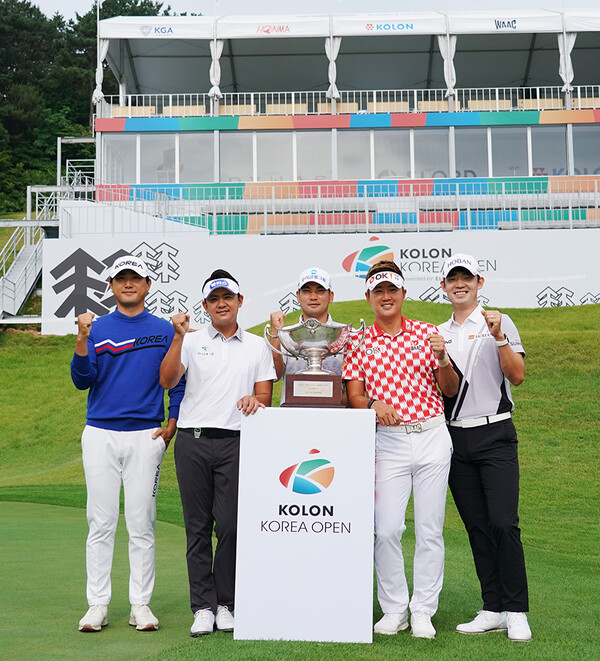 2022년 코오롱 제64회 한국오픈 골프선수권대회에 출전하는 (좌측부터) 아마추어 조우영, 박상현 프로, 이준석 프로, 이태희 프로, 김비오 프로. 사진제공=코오롱 한국오픈 조직위원회