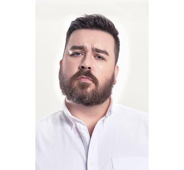 샘 해밍턴이 윌리엄 벤틀리에 대한 다양한 이야기를 전했다. 탄탄엔터테인먼트 제공