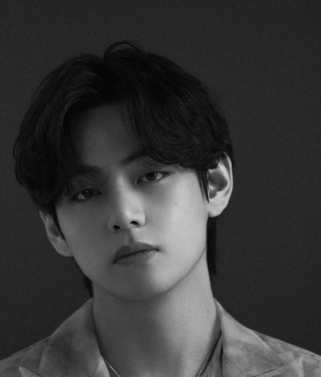 방탄소년단 뷔, 亞셀럽 최초 인스타그램 '좋아요' 2000만 돌파