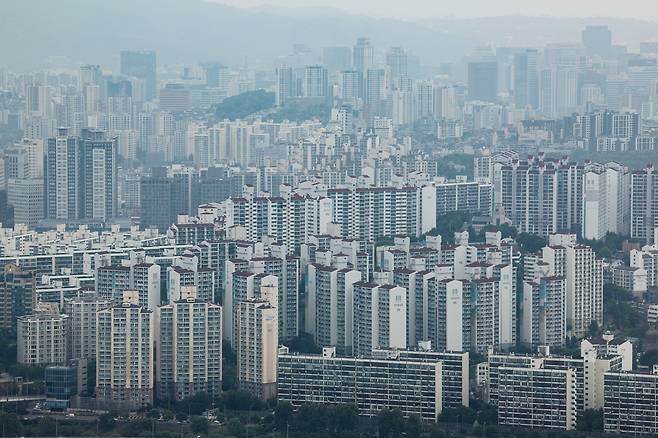서울 아파트 밀집지역의 모습./연합뉴스