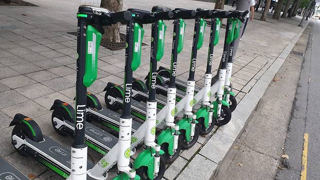 미국 공유 킥보드 업체 라임(Lime)이 이달 30일부터 한국에서 서비스를 중단한다. [라임코리아]